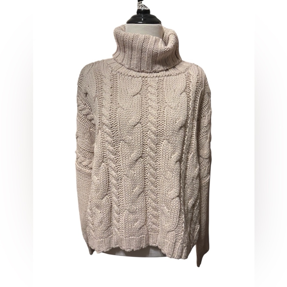 Cozy Cream Cable Knit Sweater - Picture 2 of 8